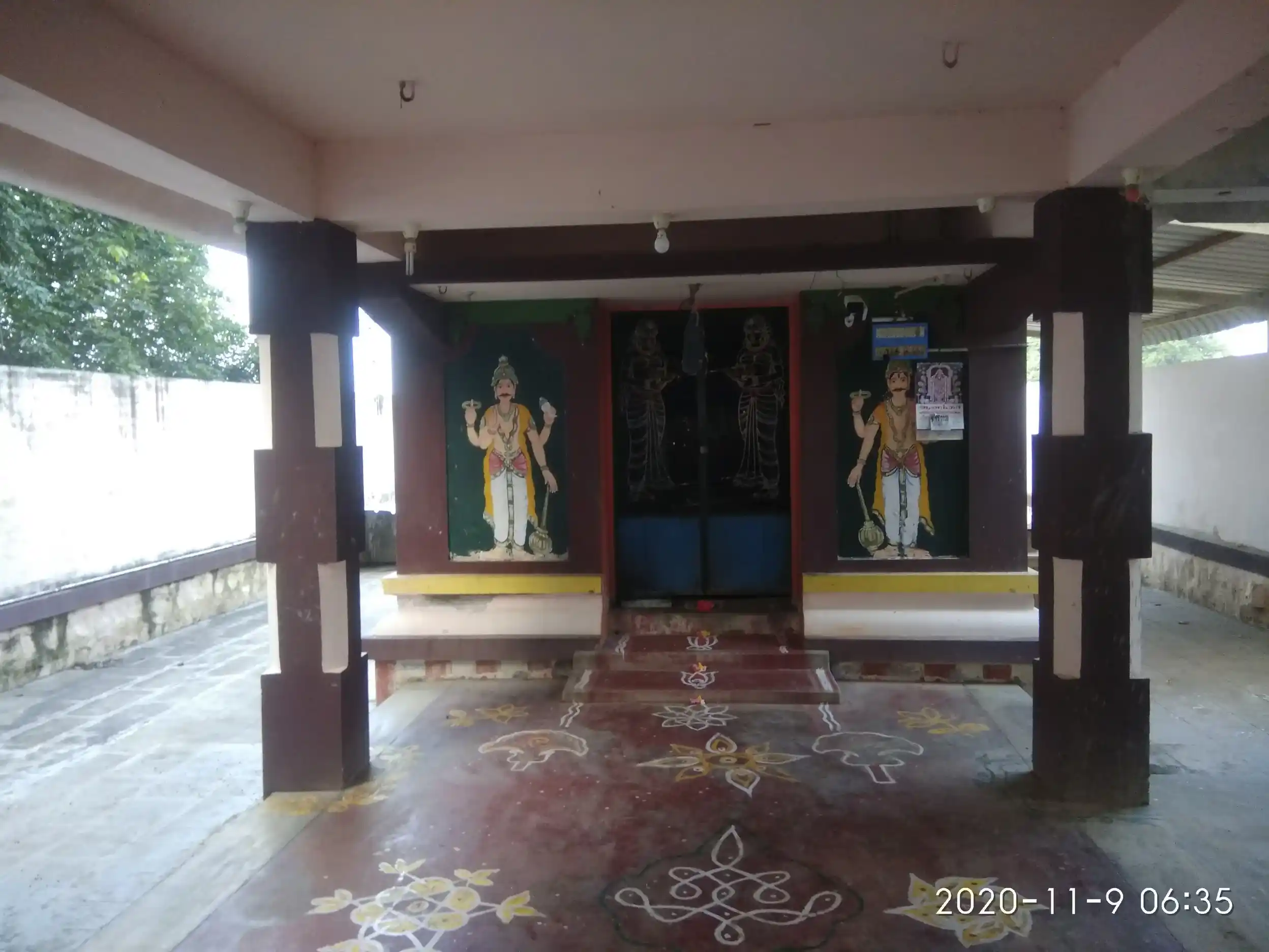 Arulmigu Govindharajapperumal Temple Sithumoondradaippu, Sithumoondradaippu - 626106 அருள்மிகு கோவிந்தபெருமாள் திருக்கோயில், Sithumoondradaippu - 626106, Virudhunagar - Ancient Temple Architecture and History Image 5