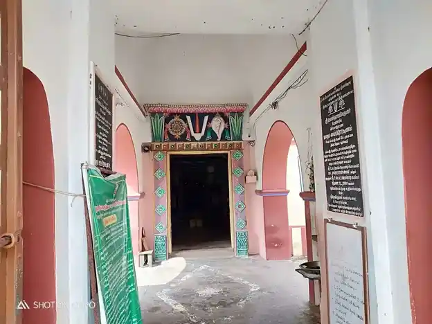 Arulmigu Govindraja Perumal Temple, Therazhanthur, Therazhuthur - 609808 அருள்மிகு கோவிந்தராஜ பெருமாள் ஆலயம், தேரழுந்தூர், தேரழுந்தூர் - 609808, Mayiladuthurai - Ancient Temple Architecture and History Image 2