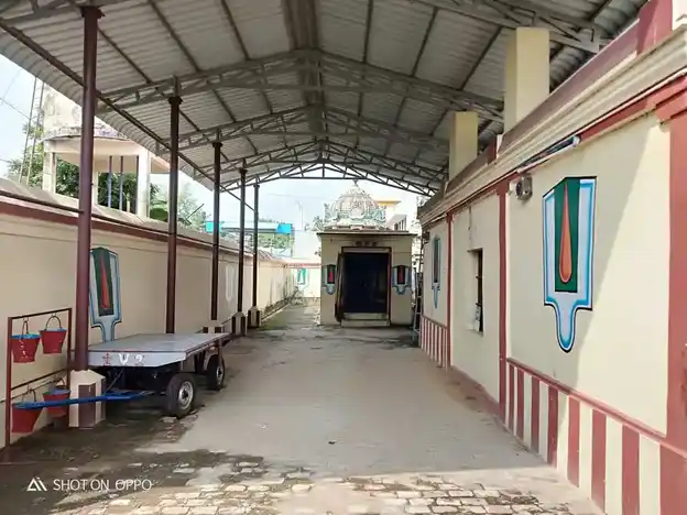 Arulmigu Govindraja Perumal Temple, Therazhanthur, Therazhuthur - 609808 அருள்மிகு கோவிந்தராஜ பெருமாள் ஆலயம், தேரழுந்தூர், தேரழுந்தூர் - 609808, Mayiladuthurai - Ancient Temple Architecture and History Image 4