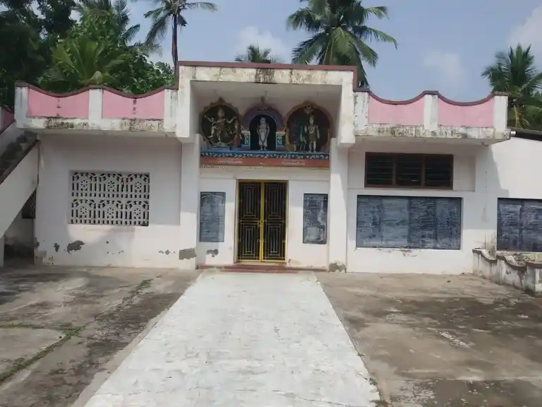 Arulmigu Grama Swamy Temple, Alakudi - 609101 அருள்மிகு ராம சுவாமி திருக்கோயில், Sirkali - 609101, Mayiladuthurai - Ancient Temple Architecture and History Image 4
