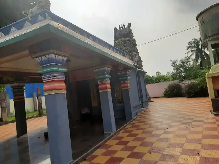 Arulmigu Gramadevathai Ellaiamman Temple, End Of The Village, Vazuthampedu - 601201 அருள்மிகு கிராமதேவதை எல்லையம்மன் திருக்கோயில், End Of The Village, Vazuthampedu - 601201, Tiruvallur - Ancient Temple Architecture and History Image 4