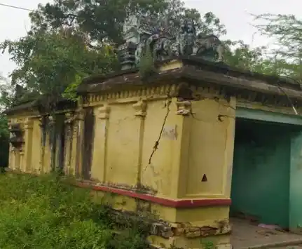 Arulmigu Gramadevathai Kummathamman Temple, Velagapuram - 602001 அருள்மிகு கிராமதேவதை கொம்மாத்தம்மன் திருக்கோயில், வெளகபுரம், வேலகாபுரம் - 602001, Tiruvallur - Ancient Temple Architecture and History Image 6