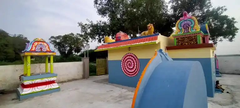 Arulmigu Gramadevi Mathamman Temple, Chendrayanpalayam - 602001 அருள்மிகு கிராமதேவி மாத்தம்மன் திருக்கோயில், சென்ராயன்பாளையம் - 602001, Tiruvallur - Ancient Temple Architecture and History Image 2