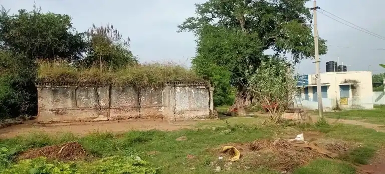Arulmigu Guddahalli Eshwaran Temple, Kuttapatti, Bannihalli - 635106 அருள்மிகு குட்டஅள்ளி ஈஸ்வரன் திருக்கோயில், குட்டப்பட்டி - 635106, Krishnagiri - Ancient Temple Architecture and History Image 3