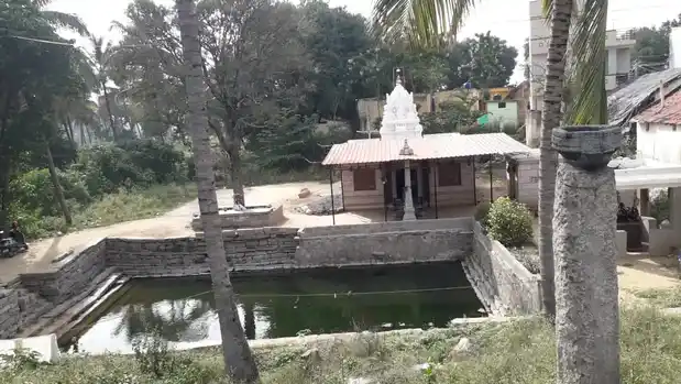 Arulmigu Gurubarapalli Basuveswarar Temple, Doddaubbanur - 635113 அருள்மிகு குருபரஹள்ளி பசுவேஸ்வரர் திருக்கோயில், Doddaubbanur - 635113, Krishnagiri - Ancient Temple Architecture and History Image 3