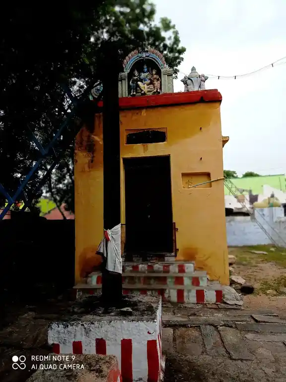 Arulmigu Gurunatha Samy Temple, Salupapilaiyarnatham - 625706 அருள்மிகு குருநாத சாமி திருக்கோவில், Salupapilaiyarnatham - 625706, Madurai - Ancient Temple Architecture and History Image 2