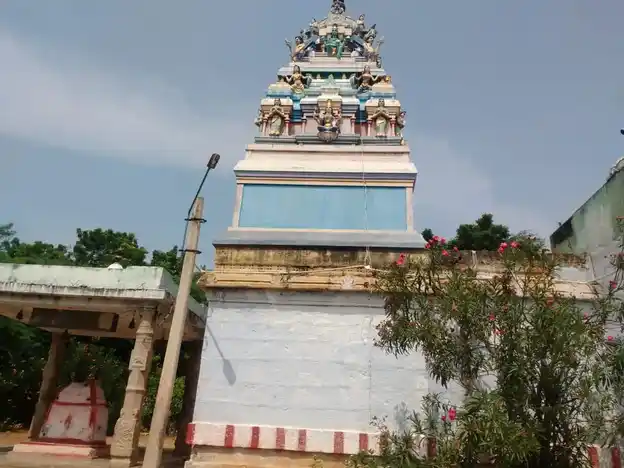 Arulmigu Gurunatharsamy Temple, Melakkal - 625218 அருள்மிகு குருநாதசுவாமி திருக்கோயில், Melakkal - 625218, Madurai - Ancient Temple Architecture and History Image 2