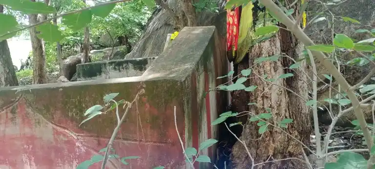 Arulmigu Gurunathasamy Temple, Jothilnykknur - 625514 அருள்மிகு குருநாத சாமி திருக்கோயில், Jothilnykknur - 625514, Madurai - Ancient Temple Architecture and History Image 3