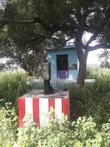 Arulmigu Gurunathasamy Temple, Kandai - 625527 அருள்மிகு குரநாத சுவாமி திருக்கோயில், Kandai - 625527, Madurai - Ancient Temple Architecture and History Image 3