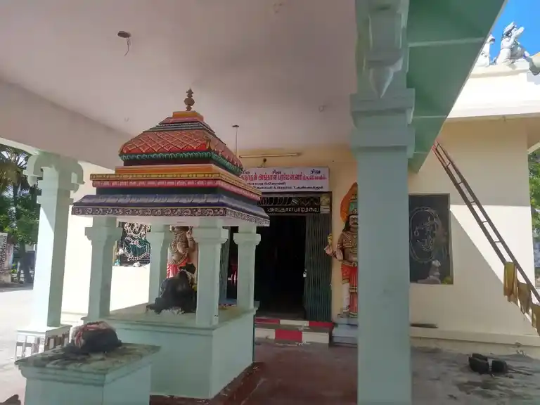 Arulmigu Gurunathasamy Temple, Karaikeni - 625702 Arulmigu Gurunathasamy Temple, Karaikeni - 625702, Madurai - Ancient Temple Architecture and History Image 3