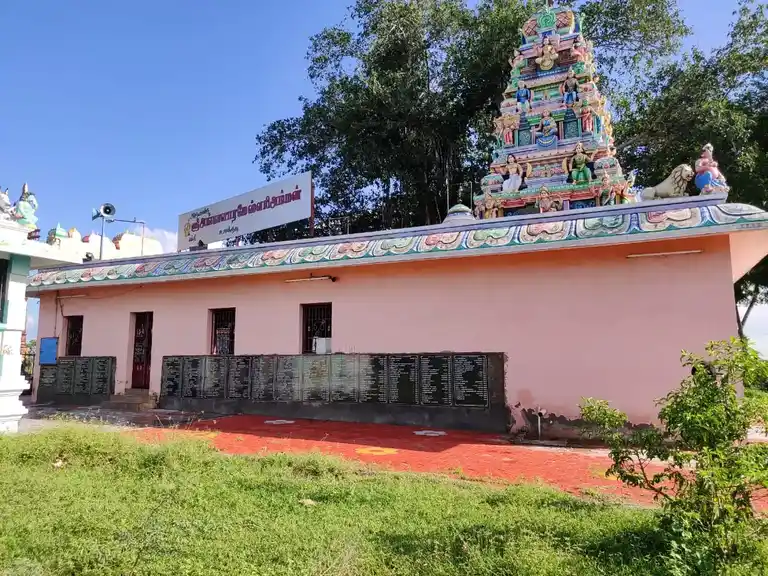 Arulmigu Gurunathaswamy Temple, Ulakudi, Ulakudi - 626607 அருள்மிகு குருநாதசுவாமி திருக்கோயில், உலக்குடி, உலக்குடி - 626607, Virudhunagar - Ancient Temple Architecture and History Image 6