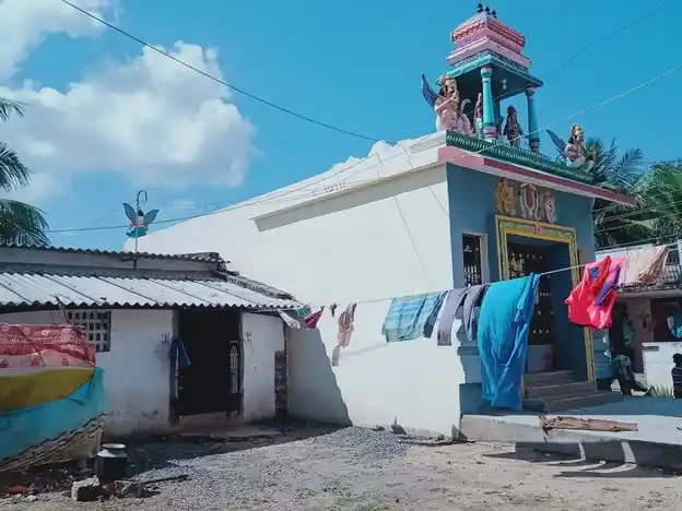 Arulmigu Gurunatheswarar Lakshminarayanaperumal Temple, Ariyur - 632511 அருள்மிகு குருநாதீஸ்வரர், லட்சுமிநாராயணப்பெருமாள் திருக்கோயில், Ariyur - 632511, Tiruvannamalai - Ancient Temple Architecture and History Image 3