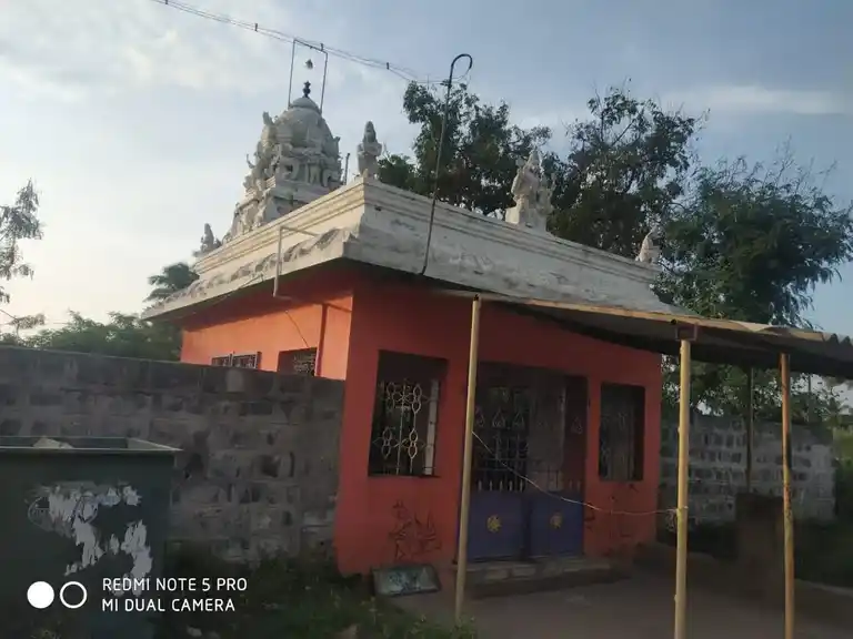 Arulmigu Hanumantha Raya Swamy Temple, Near Adiyamankottam, Kottavur - 636810 அருள்மிகு அனுமந்தராயசாமி திருக்கோயில், Near Adiyamankottam, Kottavur - 636810, Dharmapuri - Ancient Temple Architecture and History Image 3