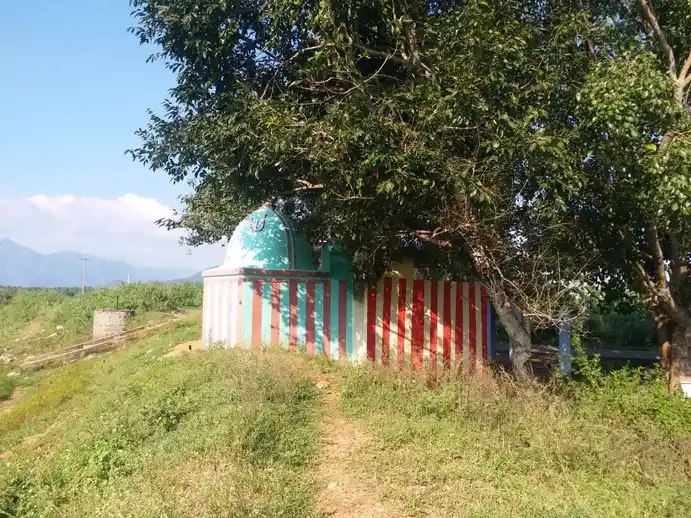 Arulmigu Hanumantharapperumal Temple, Thamaraikulam - 625605 Arulmigu Hanumantharapperumal Temple, Thamaraikulam - 625605, Theni - Ancient Temple Architecture and History Image 2