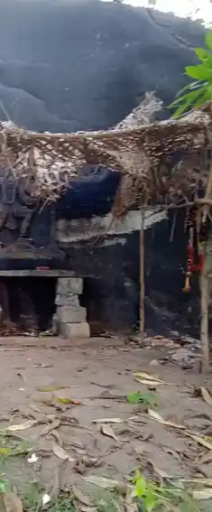 Arulmigu Hanumantharayaswamy Temple, Gumbarahalli - 635123 அருள்மிகு அனுமந்தராயசாமி திருக்கோயில், Gumbarahalli - 635123, Dharmapuri - Ancient Temple Architecture and History Image 2