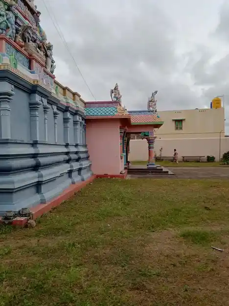 Arulmigu Hanumantharayaswamy Temple, Near Vao Office, Hanumandhapuram - 636808 அருள்மிகு அனுமந்தராயசாமி திருக்கோயில், Near Vao Office, Hanumandhapuram - 636808, Dharmapuri - Ancient Temple Architecture and History Image 3