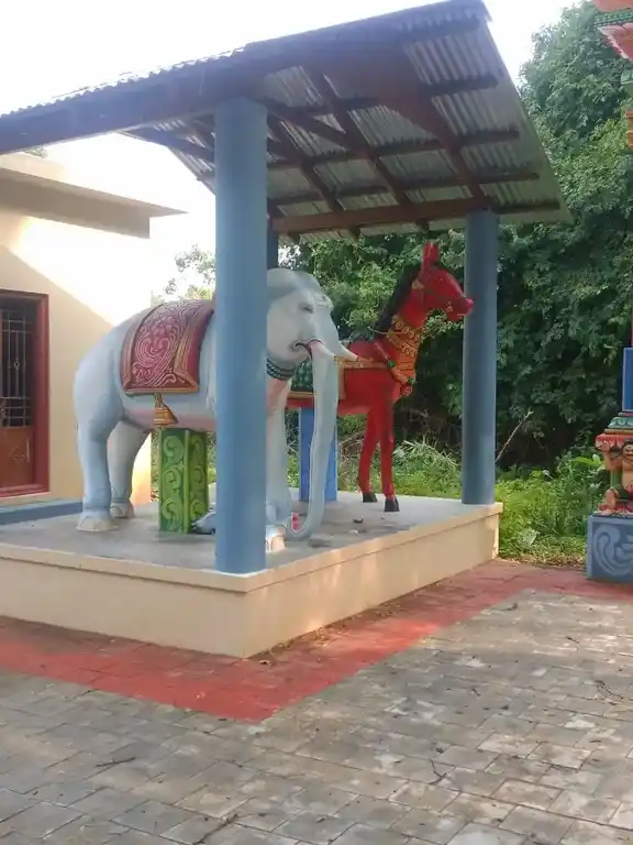 Arulmigu Haraiharaputhra Swamy Temple, Renganathapuam - 613104 அருள்மிகு ஹரிஹரபுத்ர சுவாமி திருக்கோயில், Renganathapuam - 613104, Thanjavur - Ancient Temple Architecture and History Image 4