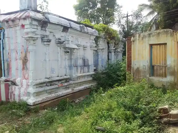 Arulmigu Harichakkaramoorthiperumal Temple, Veerachozhan - 626612 Arulmigu Harichakkaramoorthiperumal Temple, Veerachozhan, Veerachozhan - 626612, Virudhunagar - Ancient Temple Architecture and History Image 2