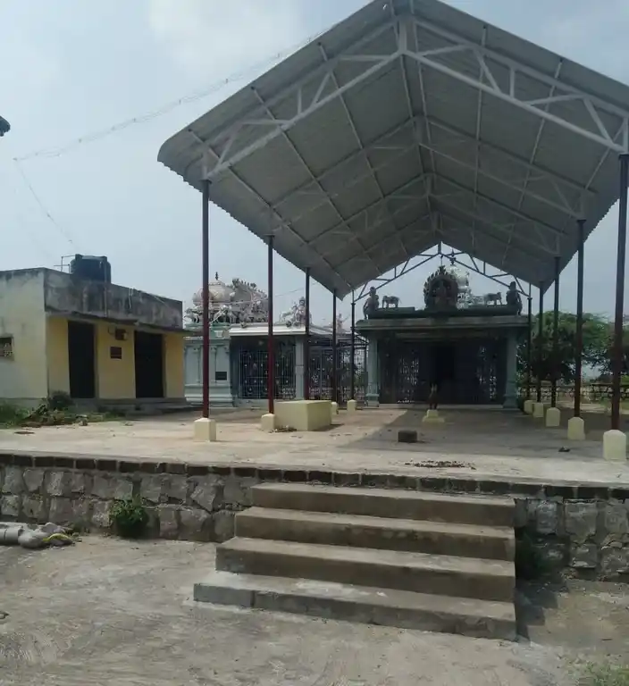 Arulmigu Harihara Puthira Ayyanar Temple, Kunjankulam - 623308