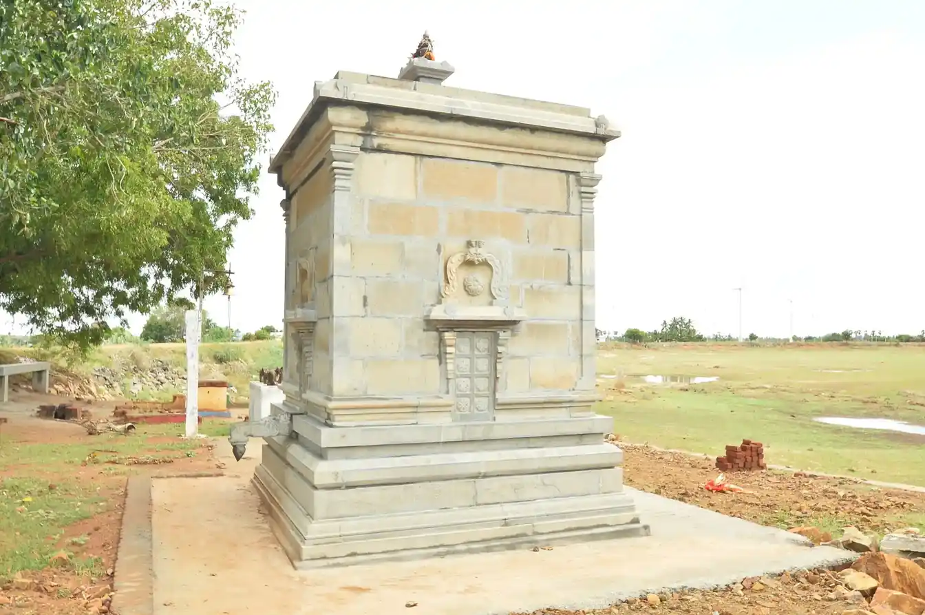 Arulmigu Harihara Puthira Sastha Temple, Mathavakurichi - 627201 அருள்மிகு ஸ்ரீ ஹரிஹர புத்திர சாஸ்தா திருக்கோயில், Mathavakurichi - 627201, Tirunelveli - Ancient Temple Architecture and History Image 5