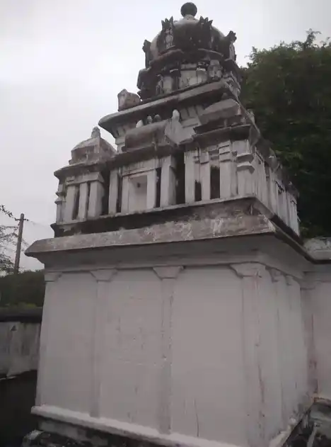 Arulmigu Hariharaputharaiyyanar Temple, Ragunathasamudram - 604503 அருள்மிகு ஹரிகரப்புத்திர ஐயனார் திருக்கோயில், Ragunathasamudram - 604503, Tiruvannamalai - Ancient Temple Architecture and History Image 2