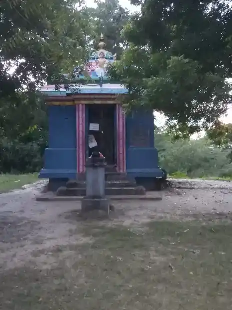 Arulmigu Hariharaputhira Ayyanar Temple, Alapakkam - 607003 அருள்மிகு ஹரிஹரபுத்திர அய்னார் திருக்கோயில்,  - 607003, Cuddalore - Ancient Temple Architecture and History Image 4