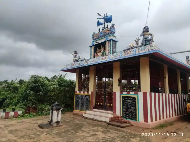 Arulmigu Hariharaputhraiyyanar Temple, Mankudi - 612001 Arulmigu Hariharaputhraiyyanar Temple, Mankudi - 612001, Thanjavur - Ancient Temple Architecture and History Image 4