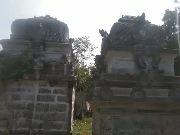 Arulmigu Hariharapuththira Iyyanar Temple, Periyapattu - 607204 அருள்மிகு அரிகரபுத்திர அய்யனார் திருக்கோயில், பெரியபட்டு - 607204, Kallakurichi - Ancient Temple Architecture and History Image 3