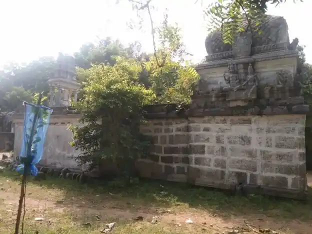 Arulmigu Hariharapuththira Iyyanar Temple, Periyapattu - 607204 அருள்மிகு அரிகரபுத்திர அய்யனார் திருக்கோயில், பெரியபட்டு - 607204, Kallakurichi - Ancient Temple Architecture and History Image 5