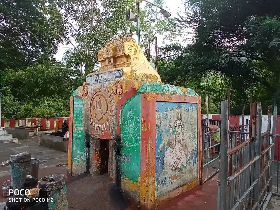 Arulmigu Idukkupillaiyar Temple, Tiruvannamalai - 606605 அருள்மிகு இடுக்குபிள்ளையார் திருக்கோயில், திருவண்ணாமலை - 606605, Tiruvannamalai - Ancient Temple Architecture and History Image 4