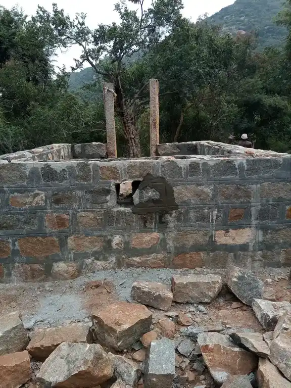 Arulmigu Idumban Temple, Koonavelampatty - 637401 அருள்மிகு இடும்பன் திருக்கோயில், Koonavelampatty - 637401, Namakkal - Ancient Temple Architecture and History Image 4