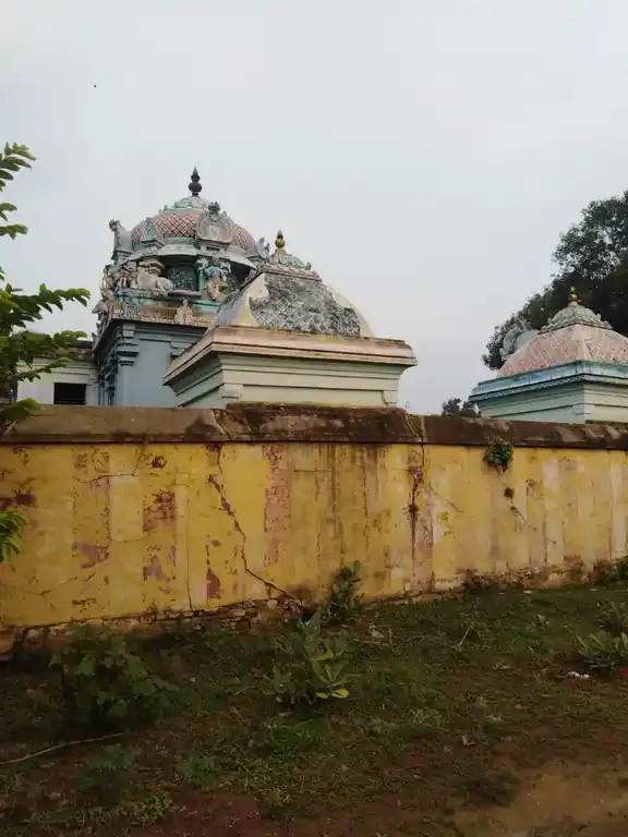 Arulmigu Idumbesvarar Temple, Srirengarajapuram - 609807 அருள்மிகு ஸ்ரீ இடும்பேஸ்வரர் சுவாமி திருக்கோயில், Srirengarajapuram - 609807, Thanjavur - Ancient Temple Architecture and History Image 2