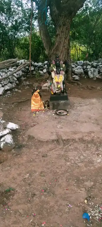 Arulmigu Ilaiya Ramasamy Temple, Mookanur - 636351 Temple