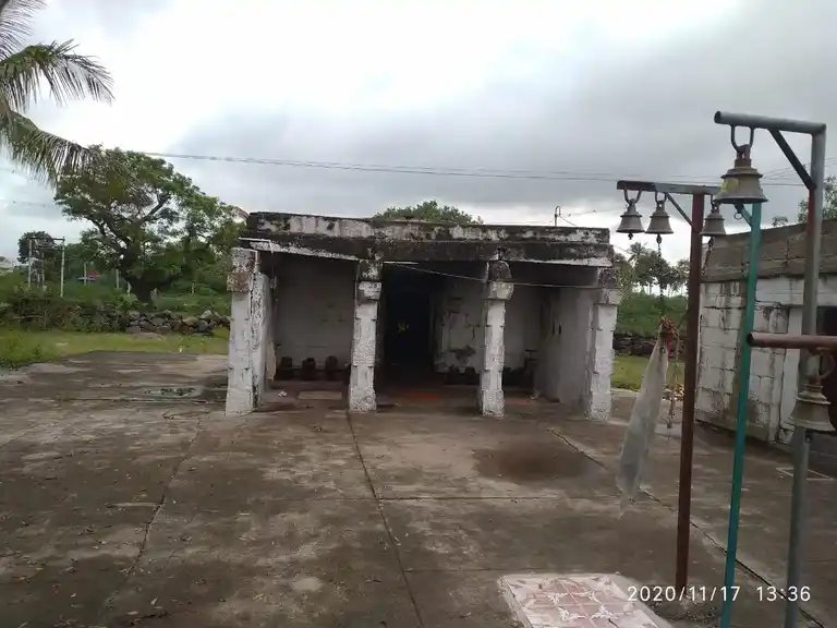 Arulmigu Ilam Kaliyamman Temple, Pasumbaloor - 621117 Arulmigu Ilam Kaliyamman Temple, Pasumbaloor - 621117, Perambalur - Ancient Temple Architecture and History Image 4