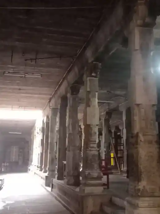 Arulmigu Ilamaiyakkinar Temple, Chidambaram - 608001 அருள்மிகு இளைமையாக்கினார் திருக்கோயில், சிதம்பரம் - 608001, Cuddalore - Ancient Temple Architecture and History Image 2