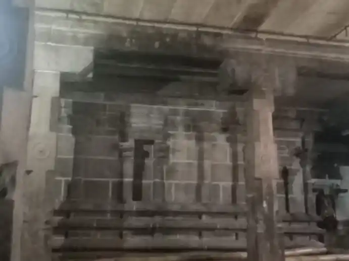 Arulmigu Ilamaiyakkinar Temple, Chidambaram - 608001 அருள்மிகு இளைமையாக்கினார் திருக்கோயில், சிதம்பரம் - 608001, Cuddalore - Ancient Temple Architecture and History Image 5