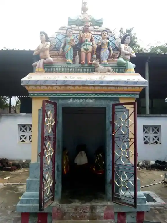 Arulmigu Ilangaliyamman Temple, Varaganeri - 620008 Arulmigu Ilangaliyamman Temple, Varaganeri - 620008, Thiruchirappalli - Ancient Temple Architecture and History Image 2