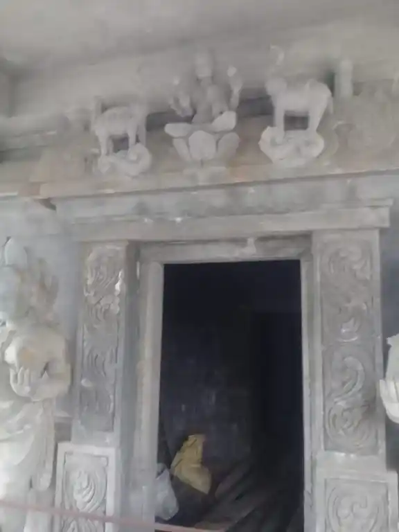 Arulmigu Ilangkaaliyamman Temple, Aththiyur - 605801 Temple