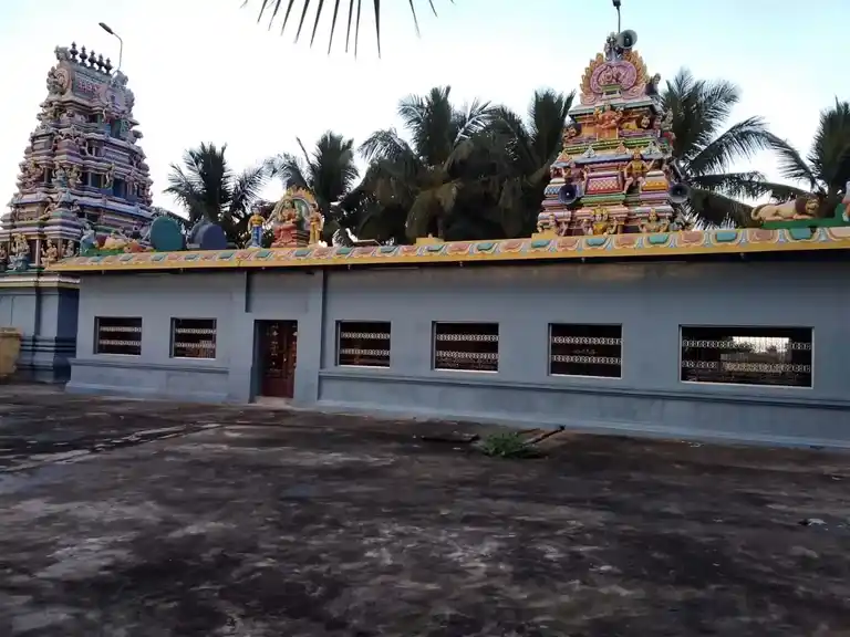 Arulmigu Ilangkaliamman Temple, Ilupainatham - 636116 அருள்மிகு இளங்காளியம்மன் திருக்கோயில், Ilupainatham - 636116, Salem - Ancient Temple Architecture and History Image 6