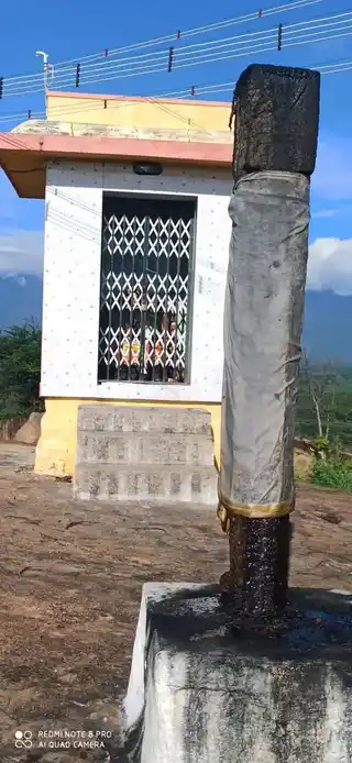 Arulmigu Ilayaperumal Subramaniyaswamy Temple, Puthur - 626111 அருள்மிகு இளையப்பெருமாள் மற்றும் சுப்பிரமணியசுவாமி திருக்கோயில், புத்துர் - 626111, Virudhunagar - Ancient Temple Architecture and History Image 7