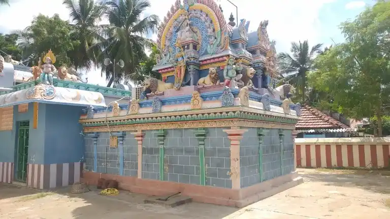 Arulmigu Illangkaliamman Temple, Chozhanmaligai - 612703 அருள்மிகு இளங்காளியம்மன் திருக்கோயில், Chozhanmaligai - 612703, Thanjavur - Ancient Temple Architecture and History Image 4