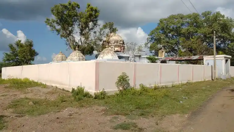 Arulmigu Indiranethra Pratheeswarar Temple, Vilankudi - 612202 Arulmigu Indiranethra Pratheeswarar Temple, Vilankudi - 612202, Thanjavur - Ancient Temple Architecture and History Image 5