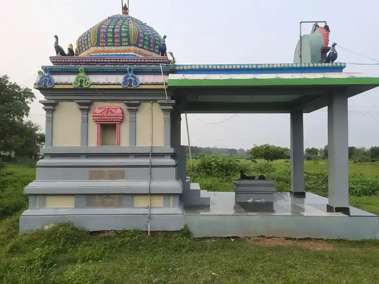 Arulmigu Indiraswarar Temple, Near Bus Stand, Angadu - 601204 Arulmigu Indiraswarar Temple, Near Bus Stand, Angadu - 601204, Tiruvallur - Ancient Temple Architecture and History Image 4
