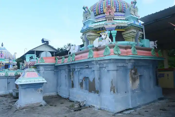 Arulmigu Iravatheswarar Temple, Madapuram - 609309 Arulmigu Iravatheswarar Temple, மடப்புரம் - 609309, Mayiladuthurai - Ancient Temple Architecture and History Image 2