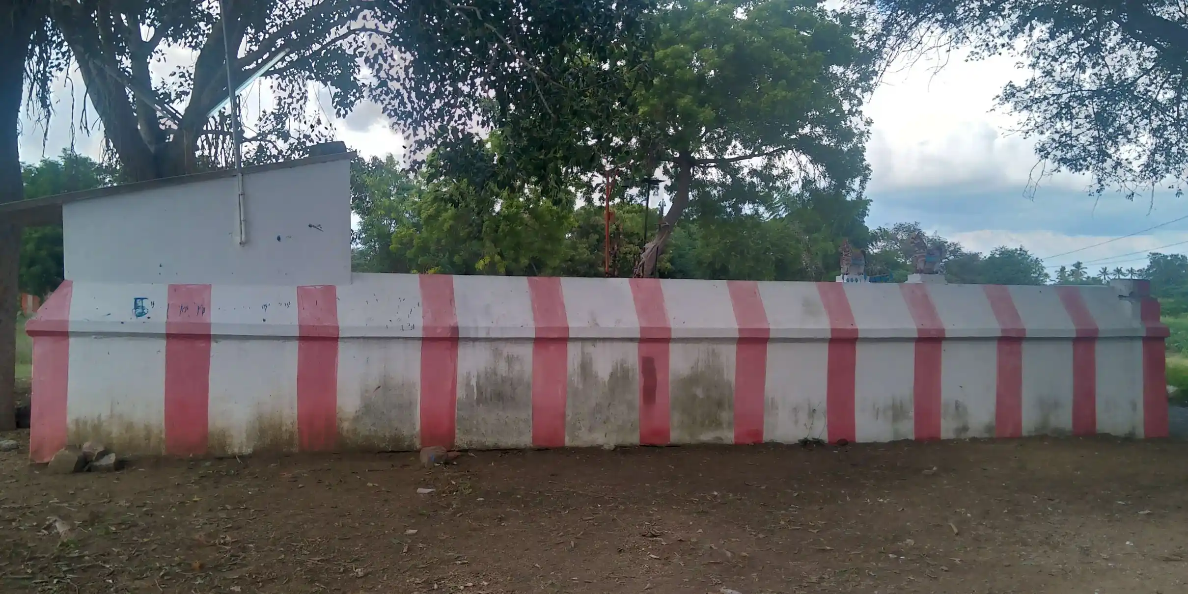 Arulmigu Iruvanar Temple, Melarasur - 621711 அருள்மிகு இருவனார் திருக்கோயில், மேலரசுர் - 621711, Thiruchirappalli - Ancient Temple Architecture and History Image 4