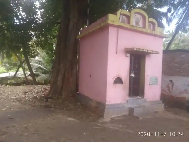 Arulmigu Isakkiamman Temple, Puthoor, Thovalai - 629302 Arulmigu Isakkiamman Temple, Puthoor, Thovalai - 629302, Kanyakumari - Ancient Temple Architecture and History Image 3