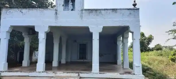 Arulmigu Itamaraja Temple, Kokkeri - 632520 அருள்மிகு ஜட்டமராஜா திருக்கோயில், கொக்கேரி - 632520, Vellore - Ancient Temple Architecture and History Image 3