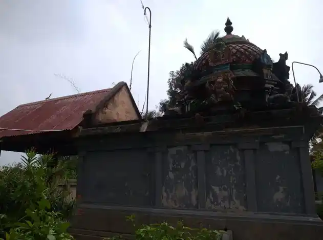 Arulmigu Iyanar And Kilapilayar Swamy Temple, Arasavanakadu - 612603 அருள்மிகு அய்யனார் மற்றும் கீழப்பிள்ளையார் திருக்கோயில், Arasavanakadu - 612603, Thiruvarur - Ancient Temple Architecture and History Image 2