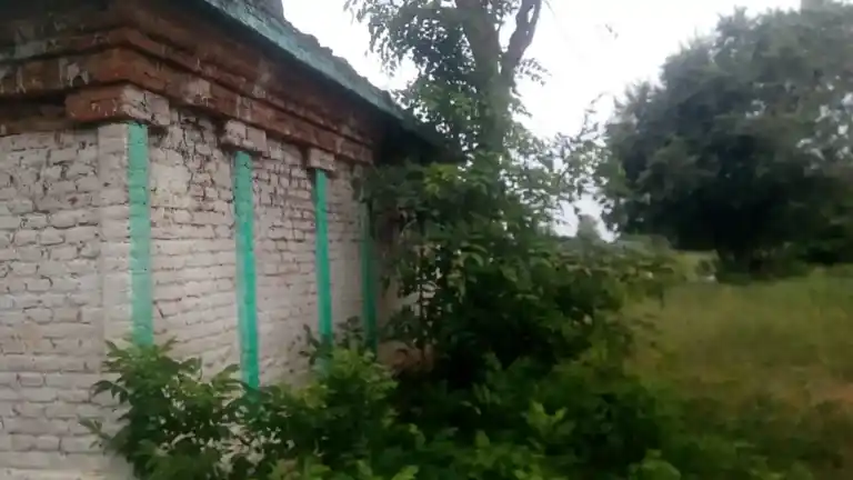 Arulmigu Iyanar Temple, Agaramputhur - 608703 அருள்மிகு ஐயனார் திருக்கோயில், Agaramputhur - 608703, Cuddalore - Ancient Temple Architecture and History Image 2