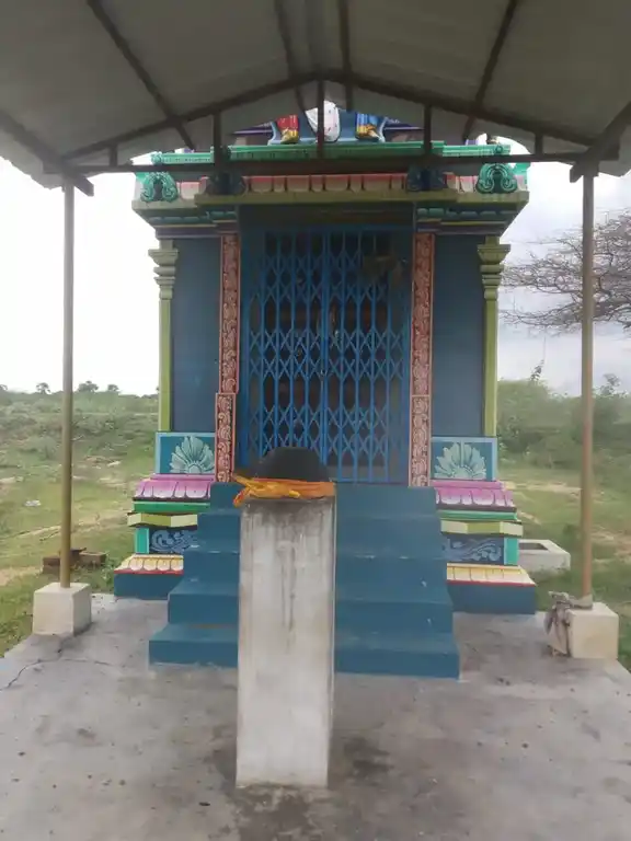 Arulmigu Iyanar Temple, Nainarkovil - 623705 அருள்மிகு ஐயனார் திருக்கோயில், நயினார்கோயில் - 623705, Ramanathapuram - Ancient Temple Architecture and History Image 4